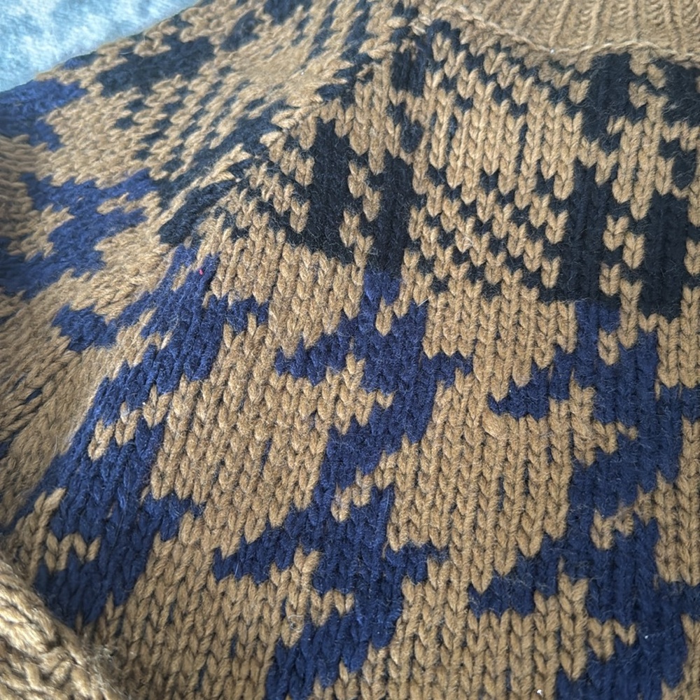John + Jenn sweater from Evereve - Picture 4 of 6